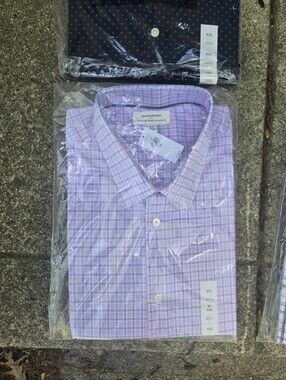 NWT Banana Republic Long Sleeve Athletic Cut Dress Shirt